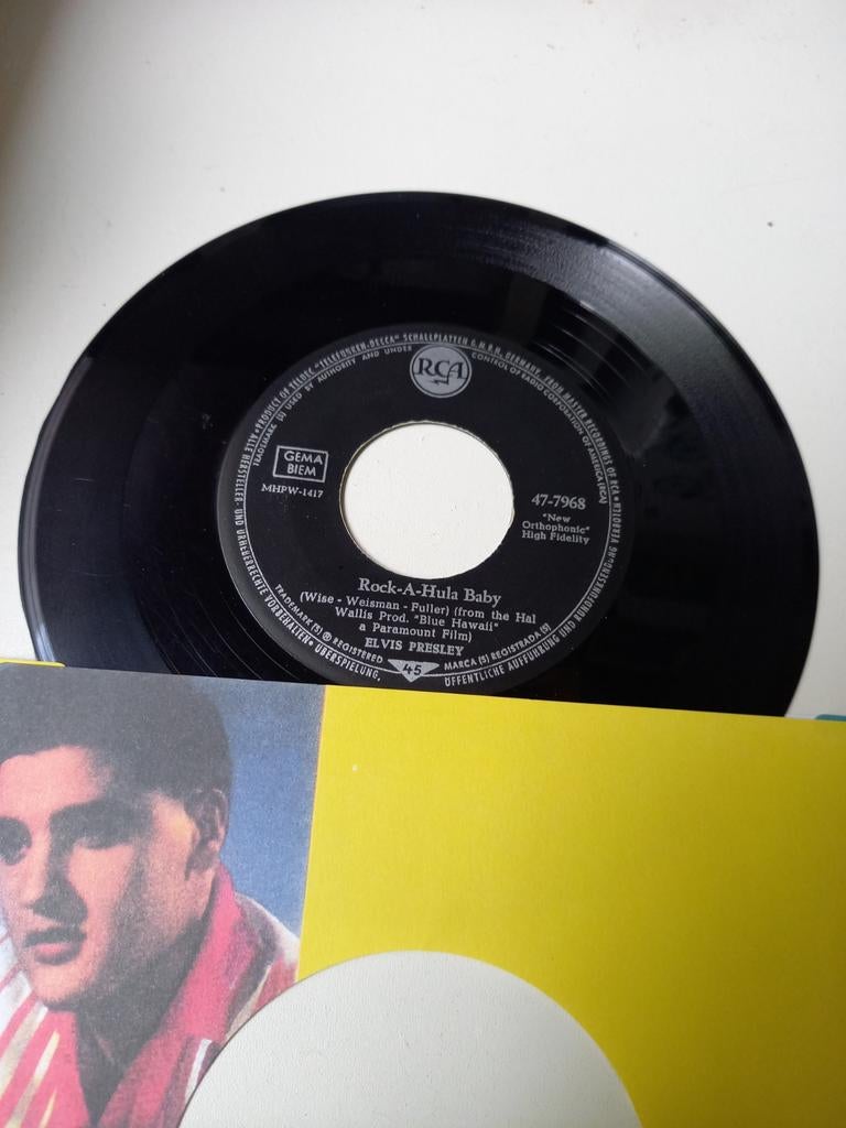 Elvis Presley  - Rock a hula baby, Ophalen of Verzenden, Zo goed als nieuw, Pop