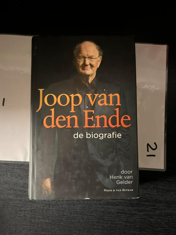 Joop van den Ende - De biografie door Henk van Gelder, Boeken, Biografieën, Zo goed als nieuw, Film, Tv en Media, Ophalen of Verzenden