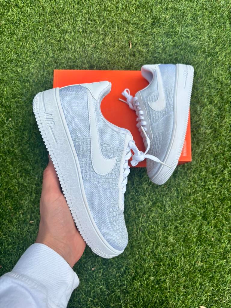 Nike air force 1 flyknit 2.0 - maat 42 en 42,5 - nieuw, J, Wit, Nieuw, Ophalen of Verzenden