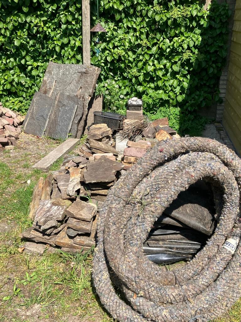 Gratis af te halen: vijverrand, natuursteen, waterval, Tuin en Terras, Vijvers, Ophalen, Gebruikt