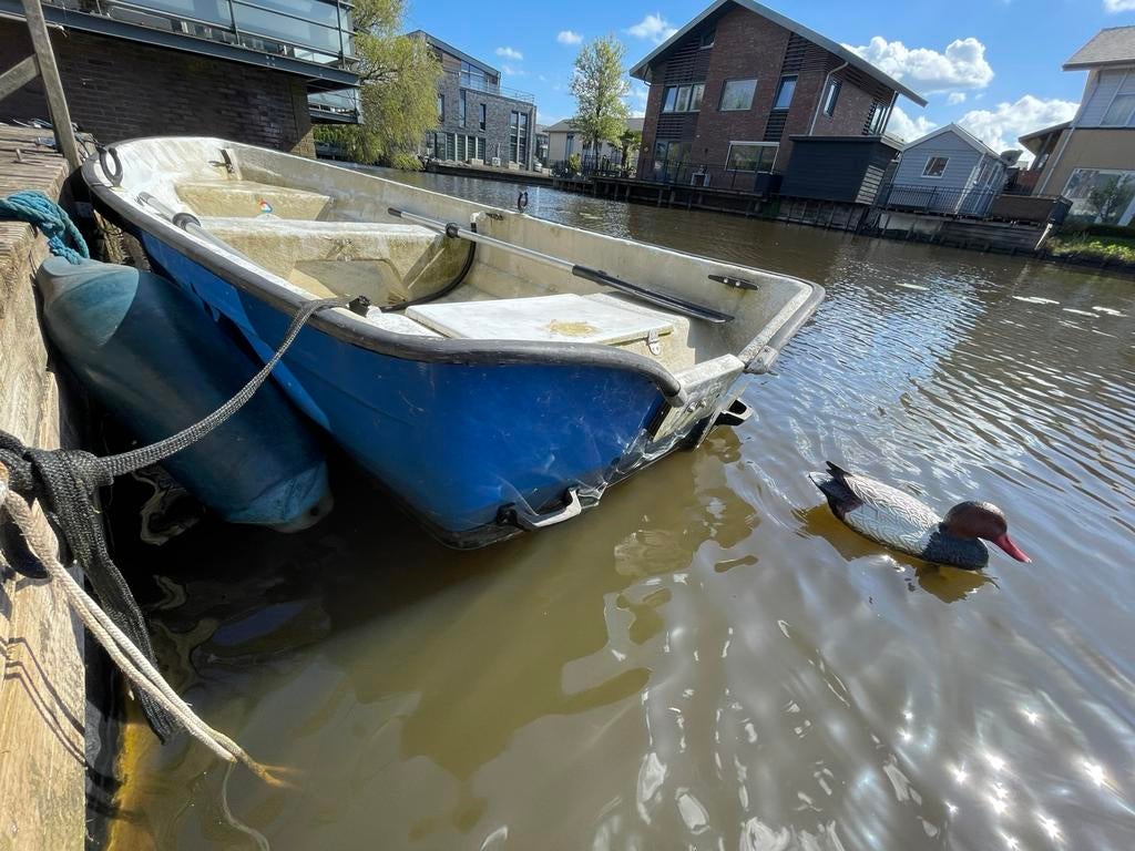 Noors vissersboot 3,70 m lang. Polyester, Ophalen, Zo goed als nieuw