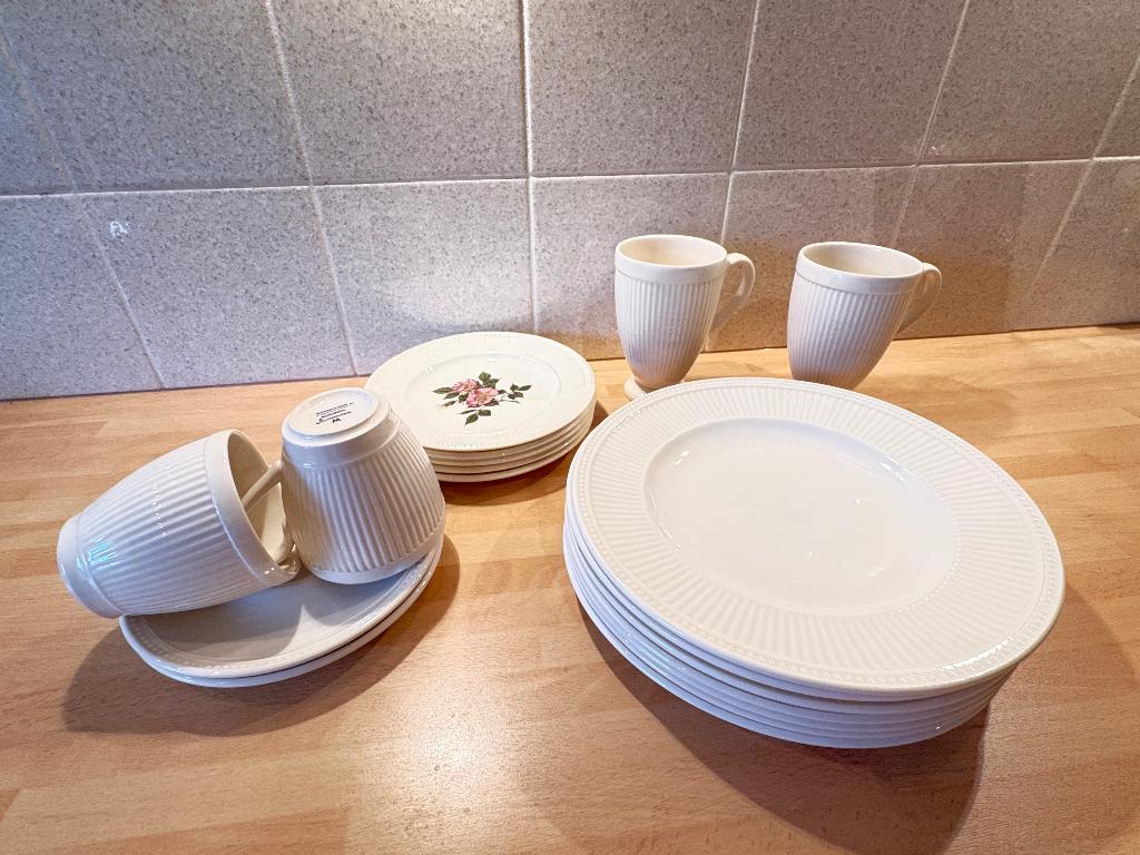 servies wedgwood windsor/briar rose, Overige typen, Ophalen of Verzenden, Zo goed als nieuw, Wedgwood