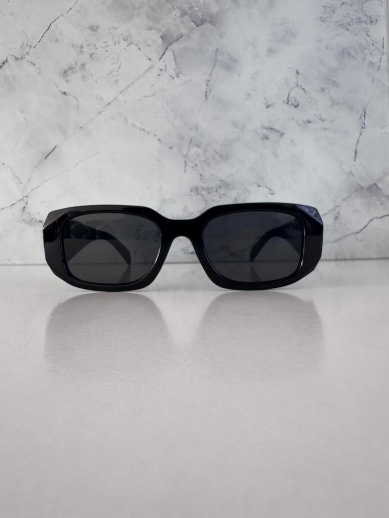Prada Retro zonnebril, Ophalen of Verzenden, Nieuw, Zwart, Overige merken