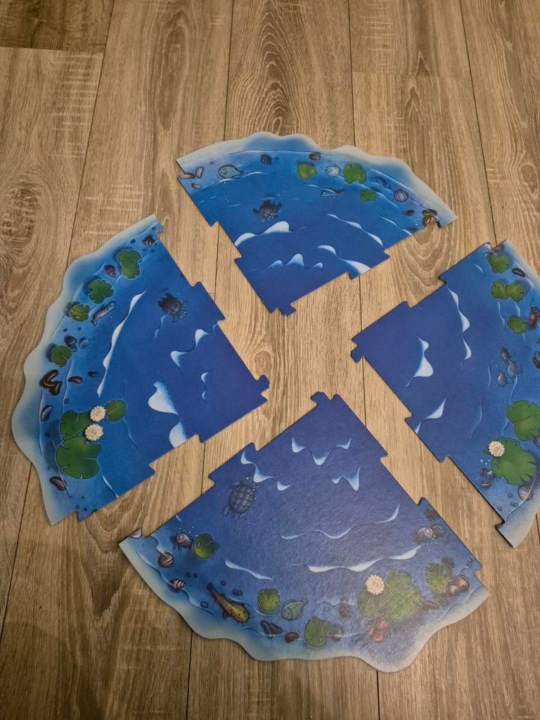 Puzzel vijver met waterlelies en schildpadden, Ophalen of Verzenden, Minder dan 500 stukjes, Gebruikt, Legpuzzel