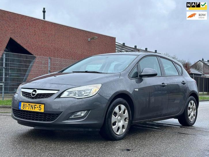 Opel Astra 1.4 Business Edition Navigatie*Cruise*Airco*NAP*A, Auto's, Opel, Bedrijf, Te koop, Astra, ABS, Airbags, Airconditioning