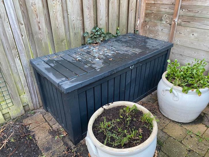 Keter Opbergbox voor tuinkussens en buiten benodigdheden, Tuin en Terras, Bergingen en Tuinkasten, Gebruikt, Overige typen, Kunststof