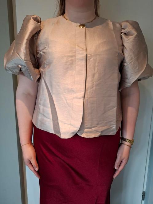 Nieuwe blouse / top/ jasje valt als maat 48, Kleding | Dames, Blouses en Tunieken, Nieuw, Maat 46/48 (XL) of groter, Beige, Ophalen of Verzenden