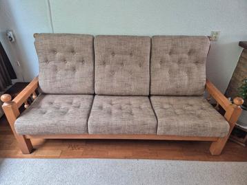 Bankstel en 2 fauteuils massief eiken. beschikbaar voor biedingen