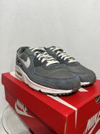 ALS NIEUW! Maat 42 - Nike Air Max 90 Premium Iron Grey, Overige kleuren, Verzenden, Nike, Nike