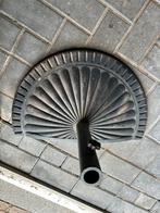Gietijzeren parasol voet‼️, Tuin en Terras, Ophalen of Verzenden, Zo goed als nieuw, Minder dan 1 meter, Parasolvoet