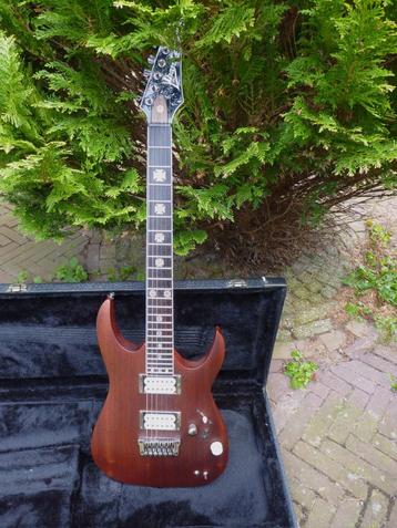 Ibanez RGA-32, ZGAN met HQ-upgrades en originele Ibanez-case beschikbaar voor biedingen