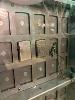 Winkelvitrine zippo sigaretten display afsluitbaar, Verzamelen, Rookartikelen, Aanstekers en Luciferdoosjes, Ophalen, Gebruikt