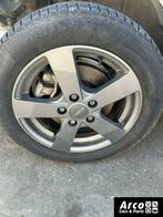 Hyundai ix20 Winterbanden met Velg 205-55-16 Inch 4 en 5 mm, Gebruikt, 16 inch, Banden en Velgen, Personenwagen