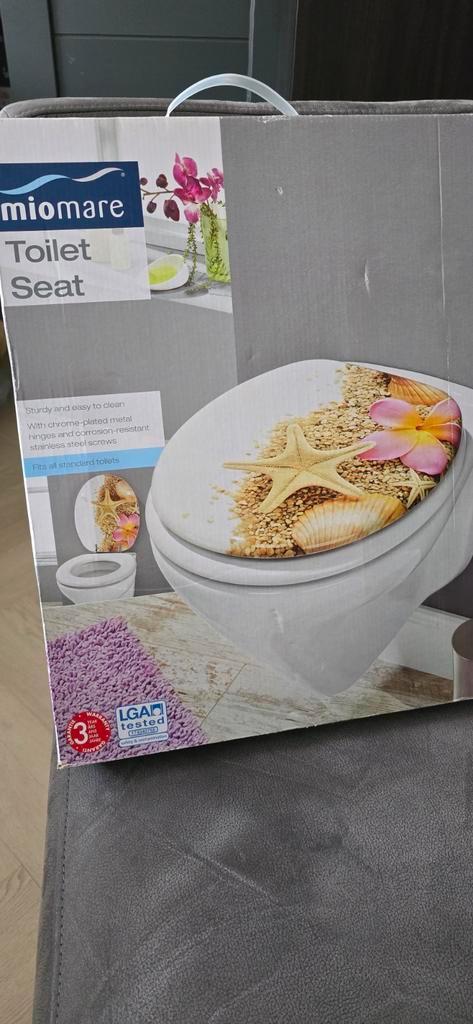 Nieuwe WC Bril in Doos - Miomare, Huis en Inrichting, Badkamer | Badkamermeubels, Nieuw, Overige typen, Minder dan 100 cm, Minder dan 50 cm