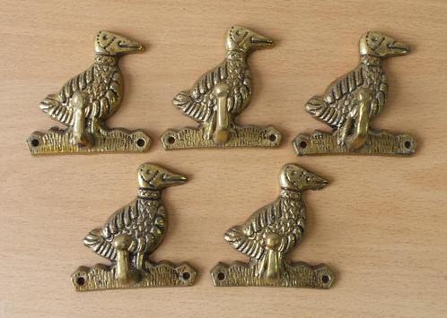 5 kleine Kapstokhaken Eendjes - messing, Antiek en Kunst, Curiosa en Brocante, Ophalen of Verzenden
