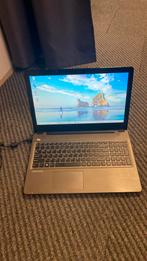 Laptop Medion Akoya met Windows 10 + Office pakket + Adapter, Computers en Software, Windows Laptops, Gebruikt, Ophalen of Verzenden