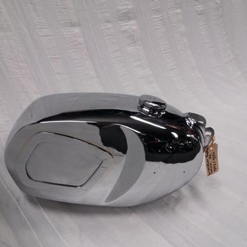 Nieuwe chrome Kreidler benzinetank model buffel 1967-72  beschikbaar voor biedingen