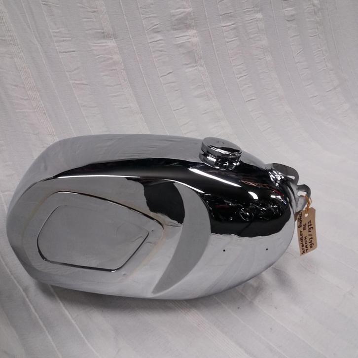 Nieuwe chrome Kreidler benzinetank model buffel 1967-72, Fietsen en Brommers, Brommeronderdelen | Kreidler, Nieuw, Tank, Ophalen of Verzenden