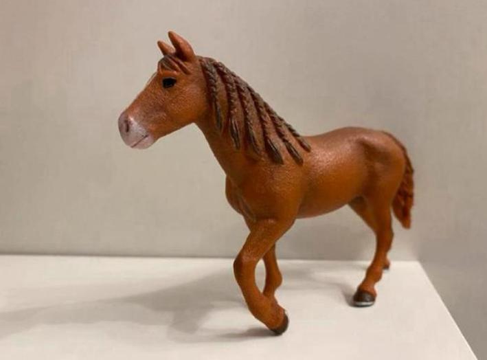 Schleich Morgan Vos Merrie met Vlechten ~ 13870, Verzamelen, Dierenverzamelingen, Zo goed als nieuw, Beeldje of Figuurtje, Paard