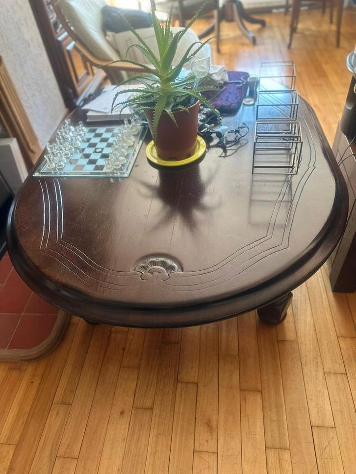 Antieke ovale salontafel met gedetailleerde poten, Antiek en Kunst, Antiek | Meubels | Tafels, Ophalen of Verzenden