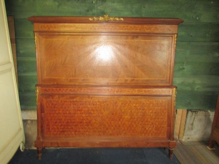 antiek mahonie inleghout bed koperen elementen 100,00, Antiek en Kunst, Curiosa en Brocante, Ophalen of Verzenden