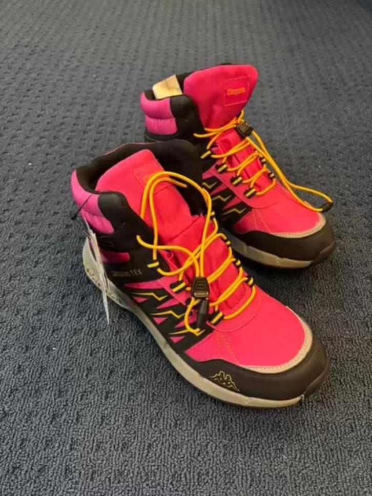 NIEUW! Kappa stevige kinderschoenen maat 39 waterdicht€17,99, Kinderen en Baby's, Kinderkleding | Schoenen en Sokken, Nieuw, Schoenen