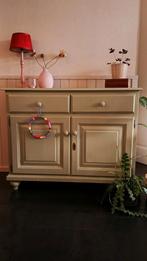 Mooi groen dressoir, Huis en Inrichting, Ophalen of Verzenden, Zo goed als nieuw, 25 tot 50 cm