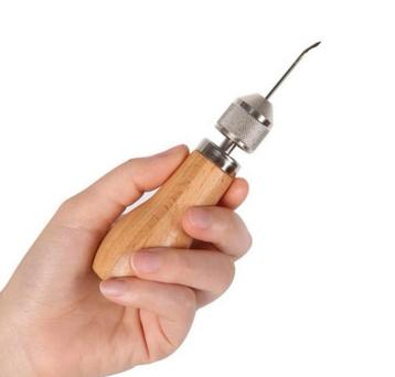 Naai Gereedschap – Leer, Canvas & Zeil met Naald en Draad beschikbaar voor biedingen