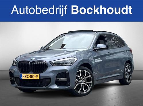 Bmw X1 xDrive25e | M-Sport | Pano | Sfeer | HUD, Auto's, BMW, X1, ABS, Achteruitrijcamera, Airbags, Airconditioning, Alarm, Bluetooth