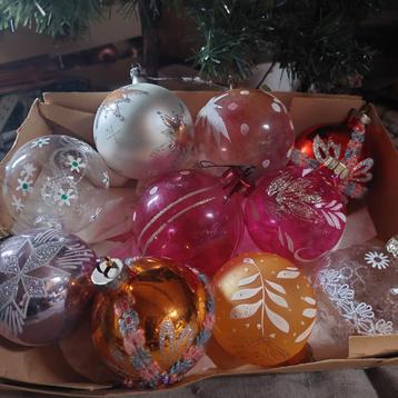 Oude kerst/ oude glazen grote kerstballen beschikbaar voor biedingen