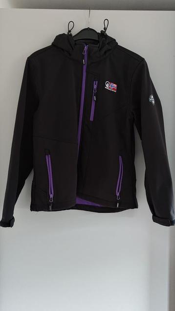 Rokk Norwegian brand Soft Shell Fleece jas Maat M Dames. beschikbaar voor biedingen