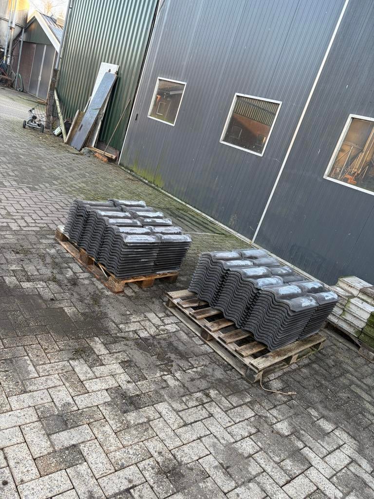 !!!180x-Sneldekdakpannnen-RBB(zwart) !!!MOET SNEL WEG!!!, Doe-het-zelf en Verbouw, Dakpannen en Dakbedekking, Zo goed als nieuw
