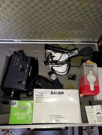 Vintage Bauer super 8 filmcamera in aluminium koffer beschikbaar voor biedingen