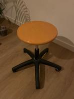 Kruk op wieltjes, Huis en Inrichting, Krukjes, Ophalen, Hout