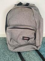 Eastpak grijs rugzak voor laptop, Ophalen, Zo goed als nieuw, Eastpak, 30 tot 45 cm