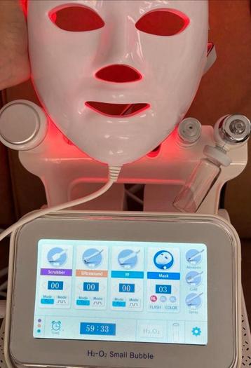 Hydrafacial gezichtsbehandelingen apparaat peeling face mask beschikbaar voor biedingen
