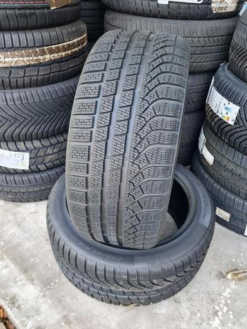 2 x 255/45/19 Pirelli Pzero Winter NIEUW 400,- Incl montage! beschikbaar voor biedingen