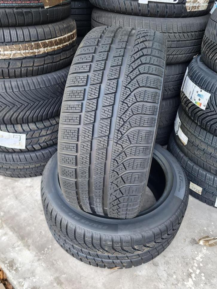 2 x 255/45/19 Pirelli Pzero Winter NIEUW 400,- Incl montage!, Auto-onderdelen, Banden en Velgen, Band(en), Winterbanden, 19 inch