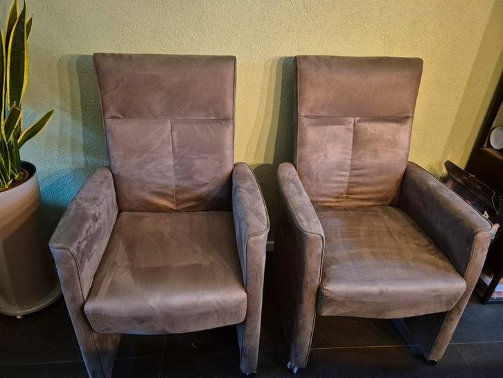 Mooie nette eetkamer stoelen, Huis en Inrichting, Stoelen, Gebruikt, Vijf, Zes of meer stoelen, Leer, Bruin, Ophalen