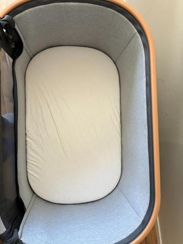 Maxi Cosi Lora Co-Sleeper beschikbaar voor biedingen