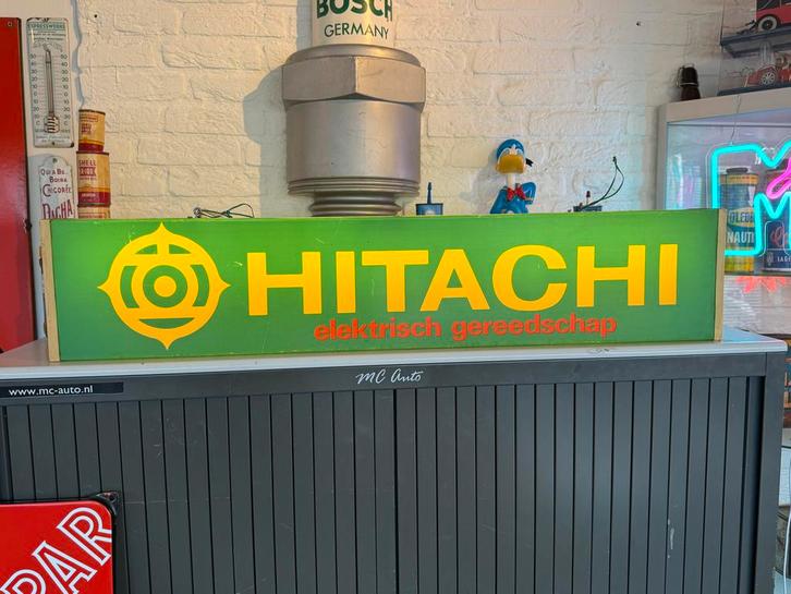 Vintage Hitachi Reclame Lichtbak, Antiek en Kunst, Antiek | Emaille, Ophalen