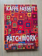 Kaffe Fassett Patchwork - Quilt Ontwerpen, Boeken, Ophalen of Verzenden, Zo goed als nieuw, Borduren en Naaien, Kaffe Fassett