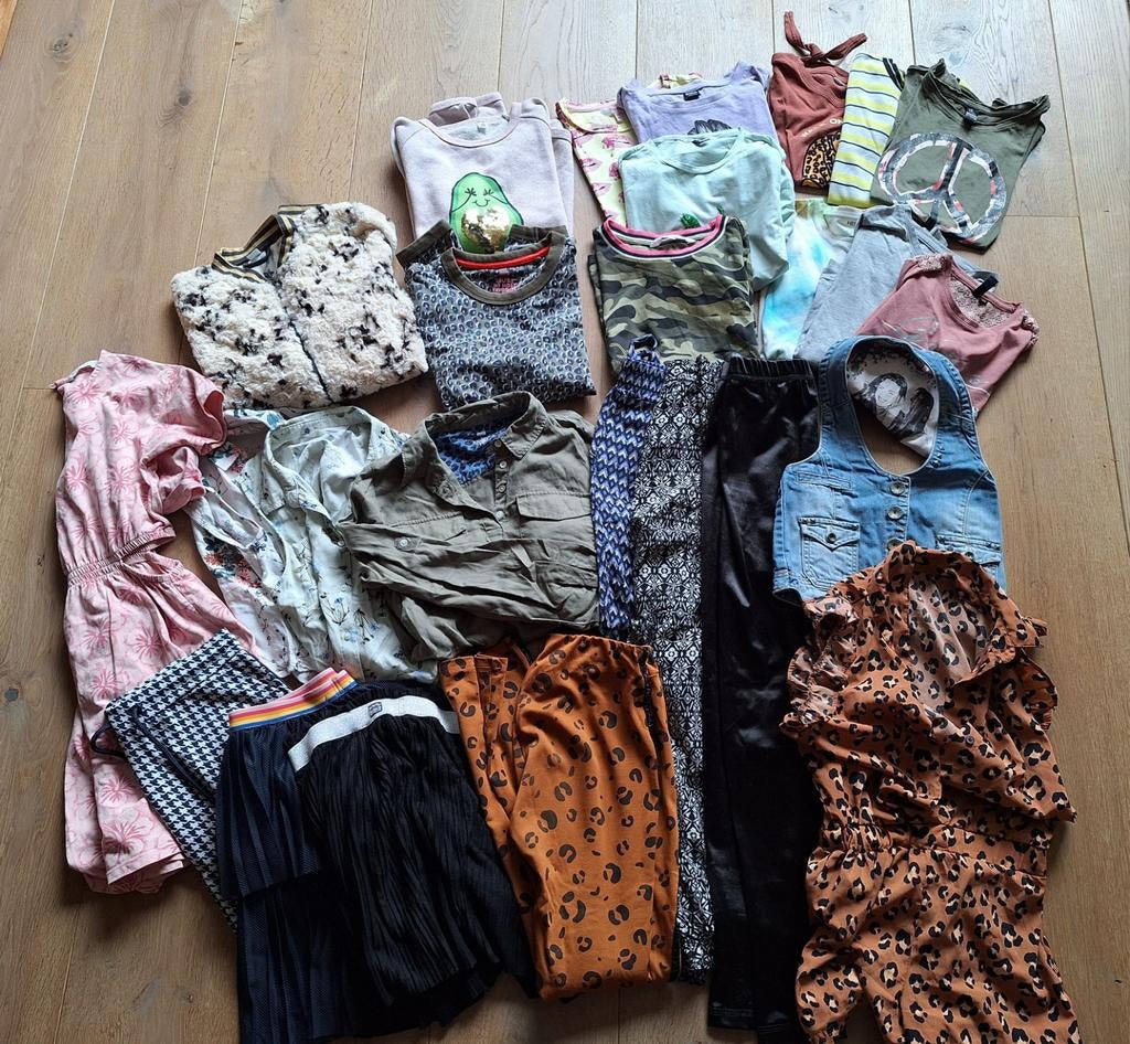 Groot pakket meisjeskleding mt 146-152 (26 stuks), Ophalen of Verzenden, Zo goed als nieuw, Maat 146