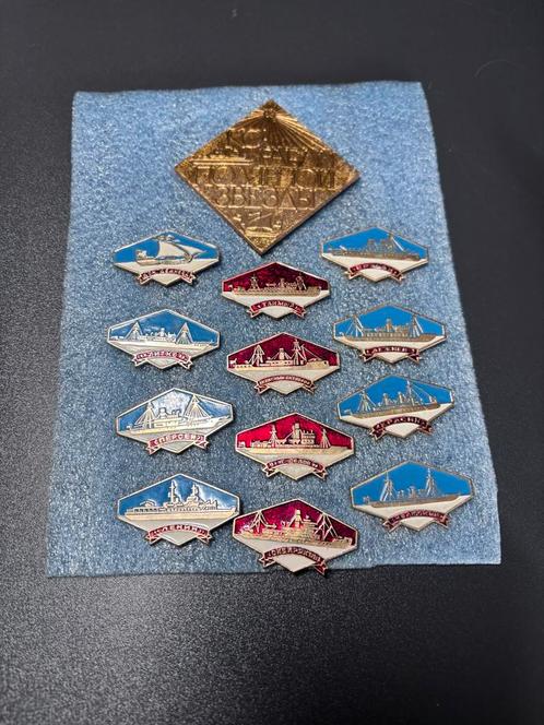 Set van 13 Sovjet Insignes – Schepen, IJsbrekers en Noordeli, Verzamelen, Speldjes, Pins en Buttons, Gebruikt, Ophalen of Verzenden