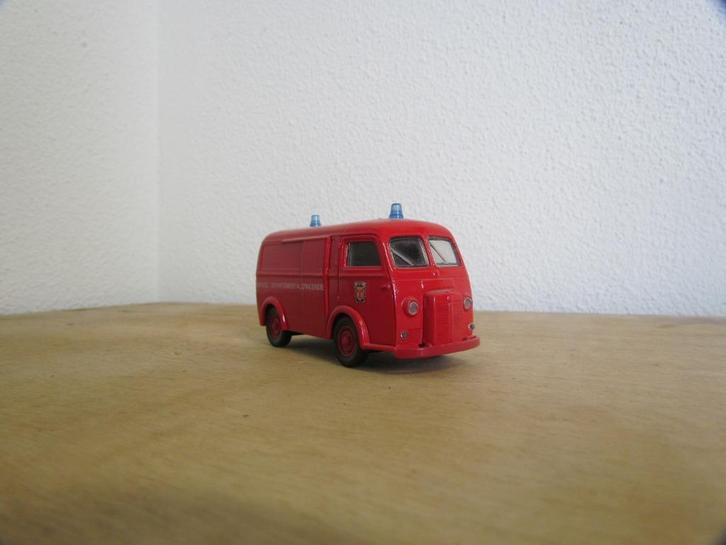 Peugeot D4A Pompiers Fire Van Model 1/43 Solido Nummer 4834, Hobby en Vrije tijd, Modelauto's | 1:43, Zo goed als nieuw, Auto