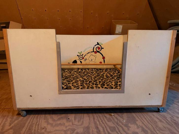 Werpkist honden, Dieren en Toebehoren, Honden-accessoires, Zo goed als nieuw, Ophalen