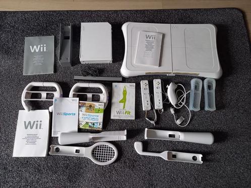 Mega Nintendo Wii set 1e versie, Spelcomputers en Games, Spelcomputers | Nintendo Wii, Met 2 controllers, Met games, Met Balance Board