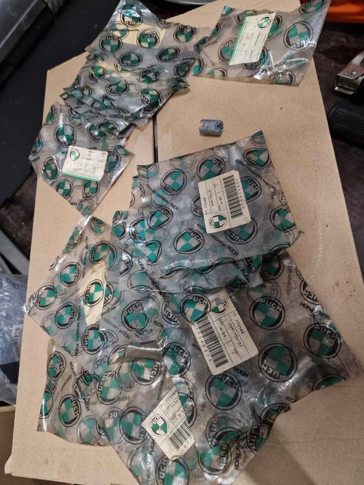 Puch Kreidler Zundapp 12-15 mm Bing Carburateur gasschuiven, Fietsen en Brommers, Brommeronderdelen | Oldtimers, Nieuw, Overige merken