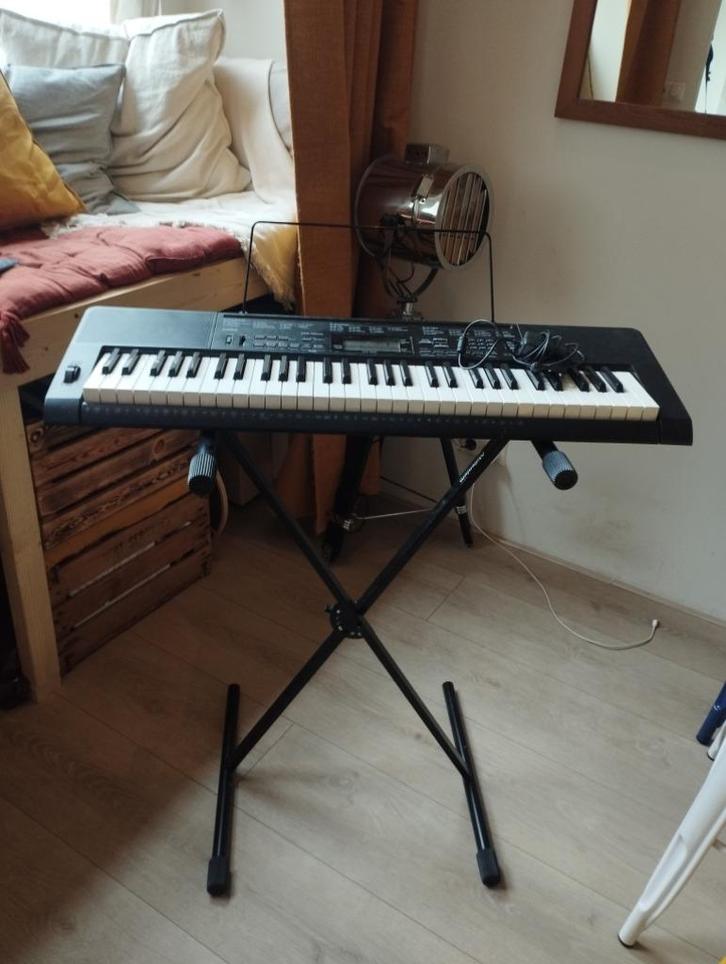 Casio CTK-3200 keyboard – goede staat, alles werkt, Muziek en Instrumenten, Keyboards, Zo goed als nieuw, 61 toetsen, Casio, Ophalen of Verzenden