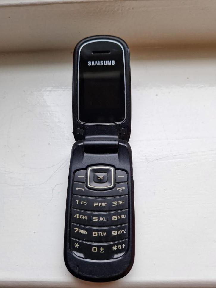 Samsung GT-E1150 klaptelefoon, Telecommunicatie, Mobiele telefoons | Samsung, Gebruikt, Overige modellen, 8 GB, Overige systemen
